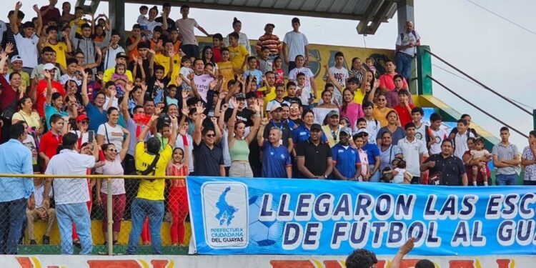 Inauguración de escuela de fútbol
