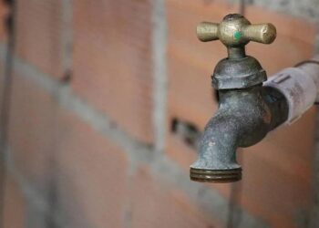 Agua ausente