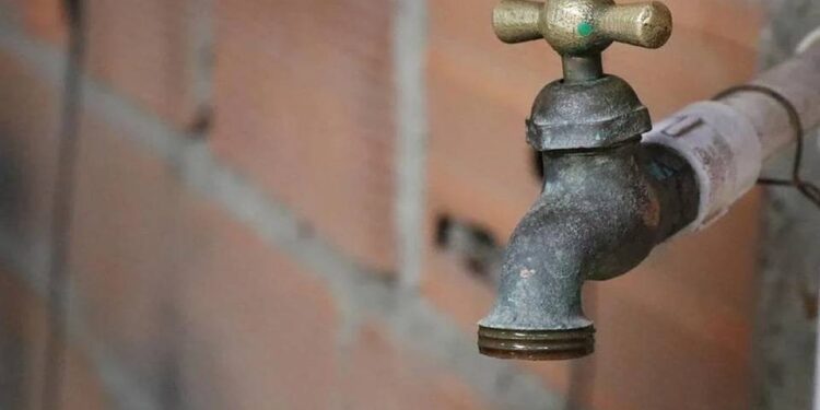 Agua ausente