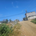 Calles sin veredas y llenas de tierra