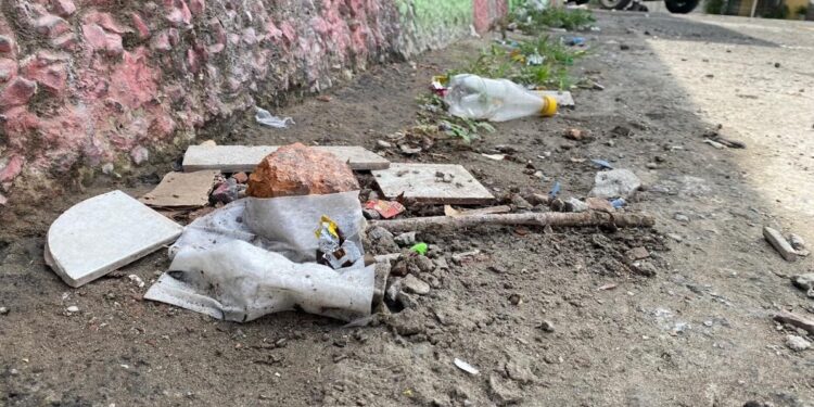 Basura acumulada, problemática en el barrio cuba