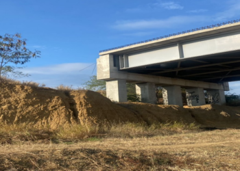 Puente interrumpido