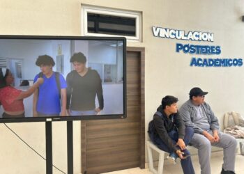 Un faro de conocimiento ilumina la Uleam