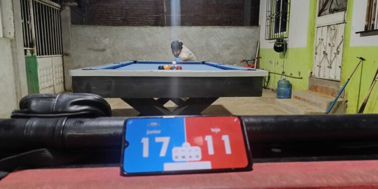 Campeonato en el billar Don Piru