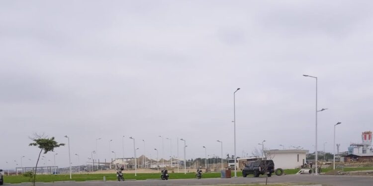 Mega parque sigue construcción